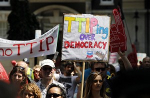 TTIP photo to be acccredited to Global Justice Now